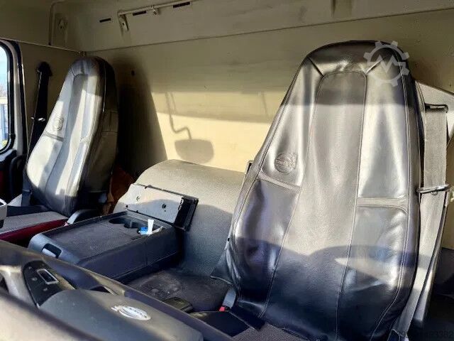 Chasis con cabina Volvo FM 410 / 8x4 / Blatt - Luft / Eu6