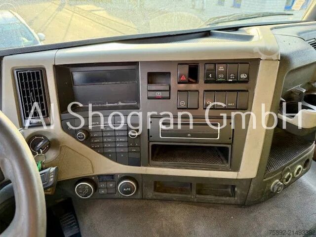 Chasis con cabina Volvo FM 410 / 8x4 / Blatt - Luft / Eu6