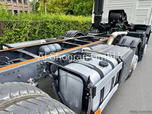 Podwozie z kabiną Volvo FM 410 / 8x4 / Blatt - Luft / Eu6