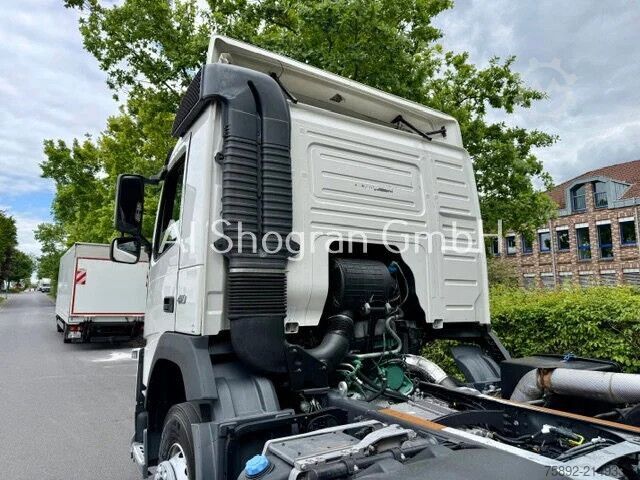 Podwozie z kabiną Volvo FM 410 / 8x4 / Blatt - Luft / Eu6