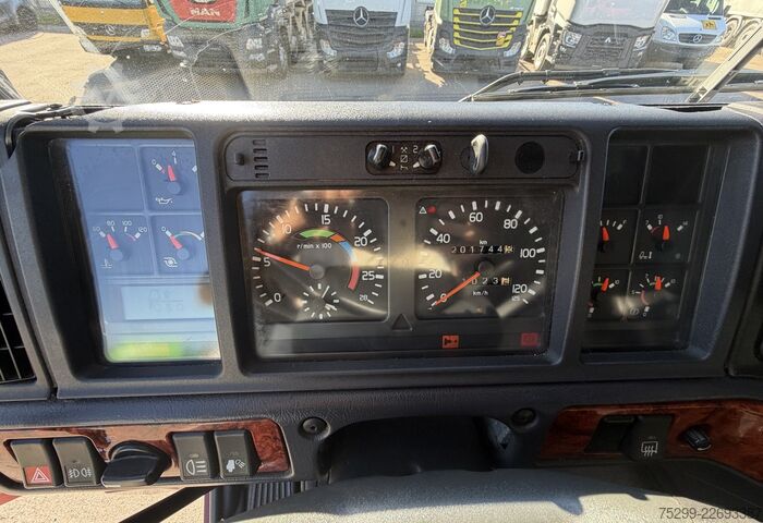 Standardni tegljač Volvo FH12-420 4x2 Sattelzugmaschine / Swiss-Vehicle