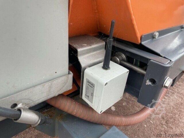 Truk tangki vakum Multicar M30 6x4 Reinex/Epoke