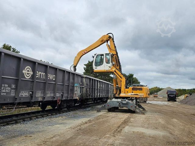 Mobile excavator LIEBHERR A 904-2 C Litronic mit fahrbarer  Kabine, Klima