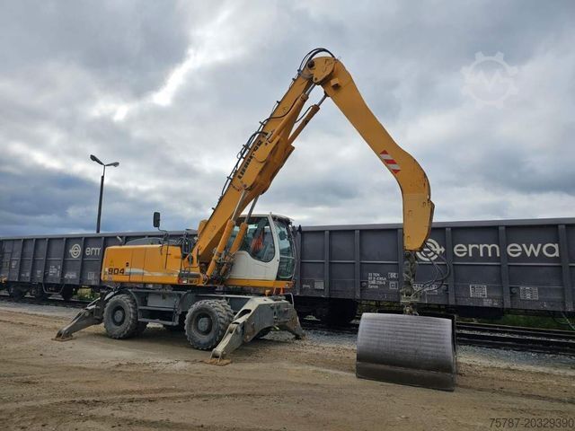 Мобилен багер LIEBHERR A 904-2 C Litronic mit fahrbarer  Kabine, Klima