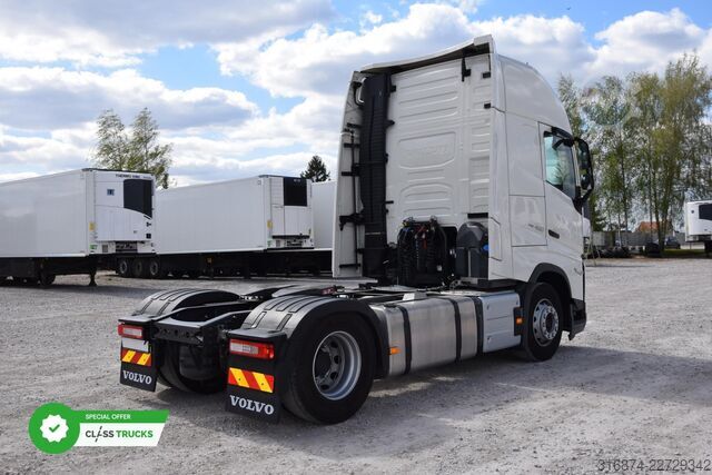 Tractor estándar VOLVO FH 460 Globetrotter XL i-Save