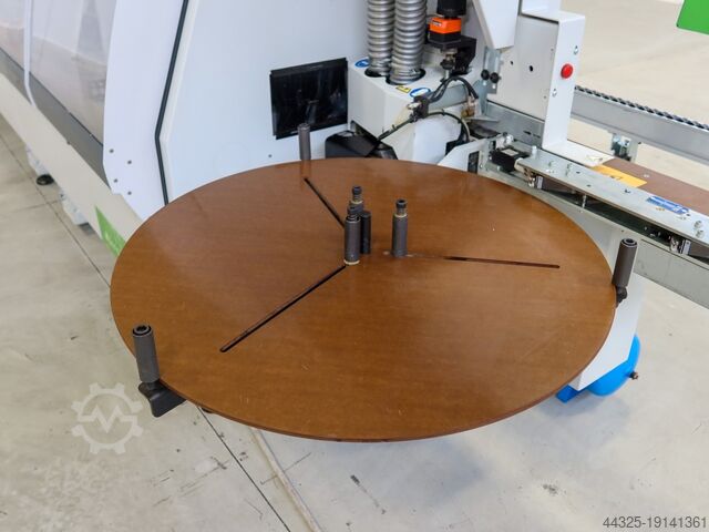 Máquina de fitas de borda de uma face BIESSE AKRON 1440 AIRTEC