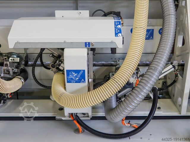 Máquina de fitas de borda de uma face BIESSE AKRON 1440 AIRTEC