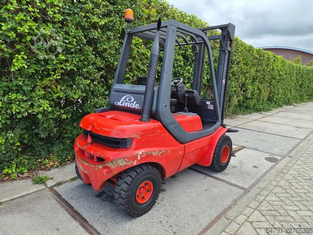 Gabelstapler Linde H30D-02