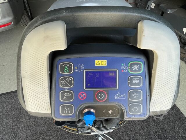 Kehrmaschine Nilfisk SC 500