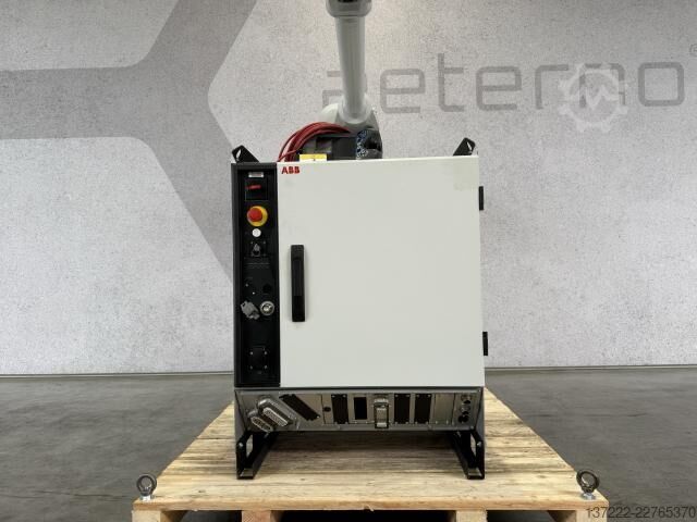 Robot yang diperbaharui dengan garansi 1 tahun ABB 4400L/10