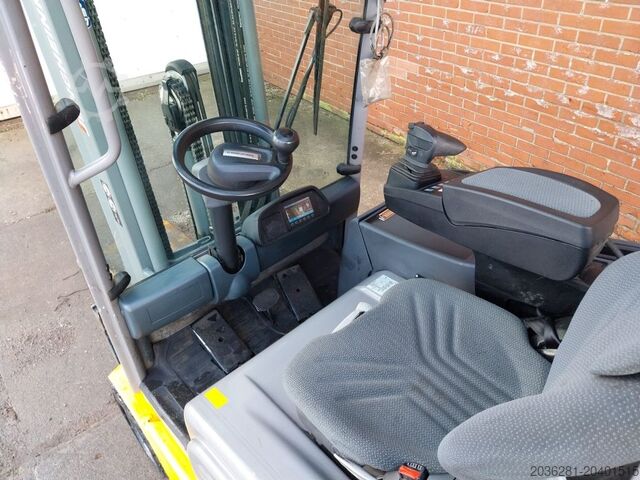 Carretilla eléctrica de 3 ruedas Jungheinrich EFG 216k