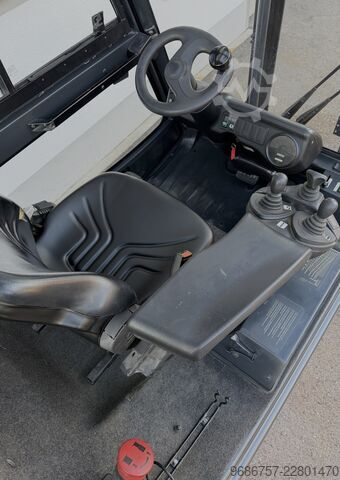 מלגזה Linde E20-02