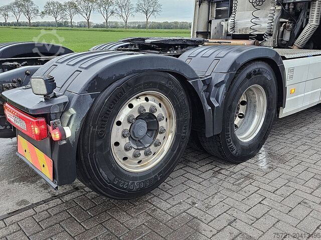 Venjulegur SZM VOLVO FH 500 6X2 STEERED PTO+HYDR