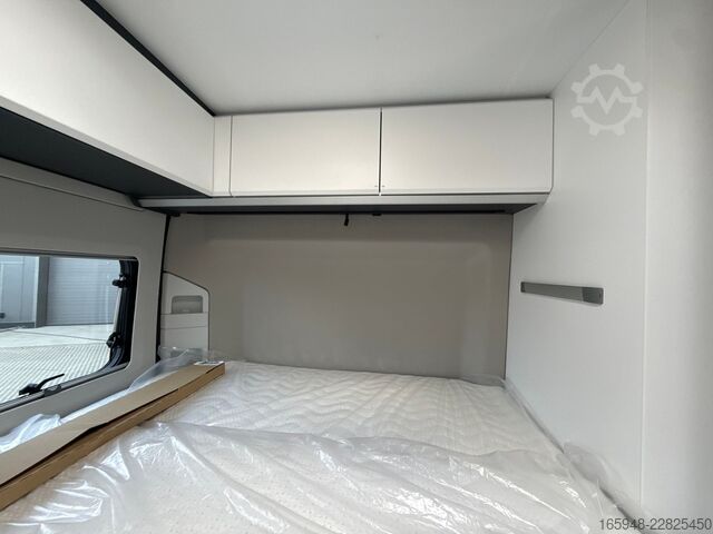 Matkaauto ADRIA ADRIA 600 SPB TWIN EDITION