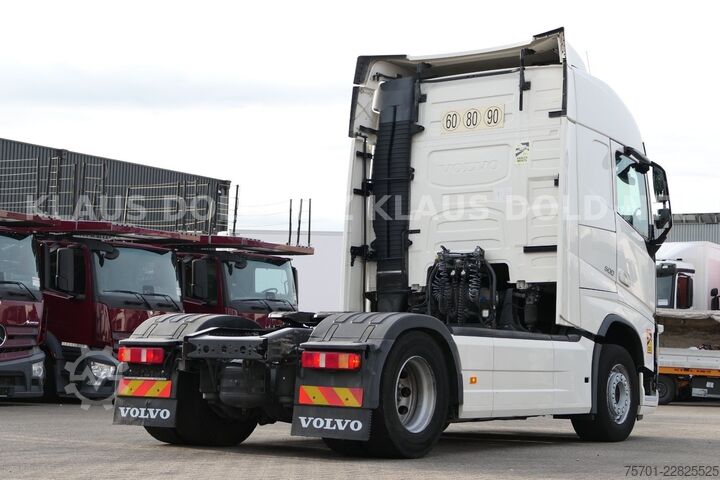 मानक ट्रैक्टर यूनिट VOLVO FH 500 Globetrotter 2-Tanks Euro 6