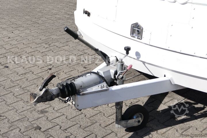 कार कैरियर ट्रेलर TURATELLO TR S 202 geschlossener Autotransporter