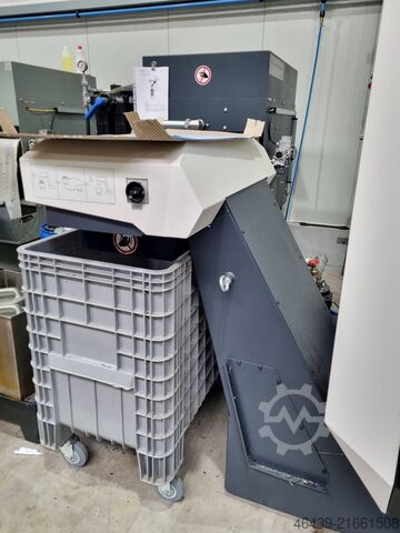 Centro de mecanizado universal DMG MORI CMX 70 U