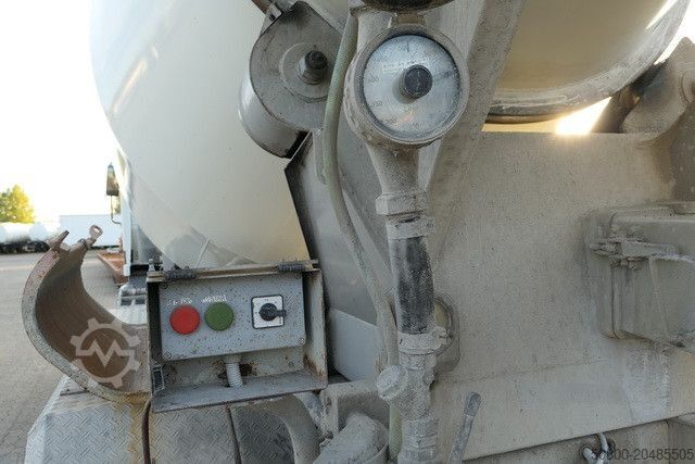 Betonmischer LKW MERCEDES-BENZ 3240 B Actros 8x4, Liebherr HTM904, 9m³