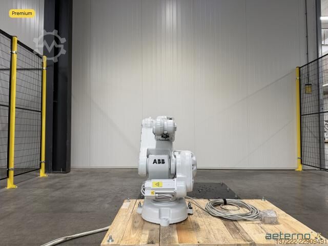 Robô remodelado com 1 ano de garantia ABB IRB140T-6/0.8