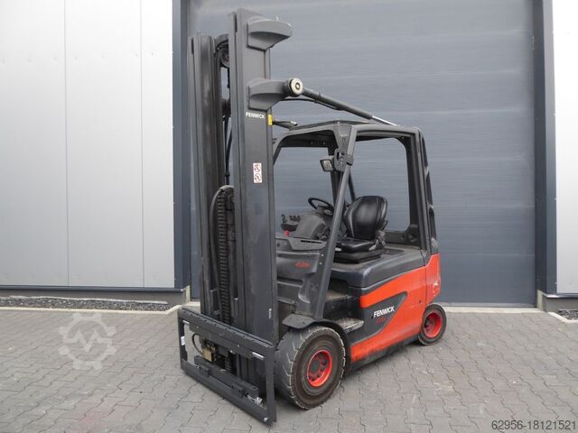 বৈদ্যুতিক 4 চাকা ফর্কলিফ্ট Linde E25-01