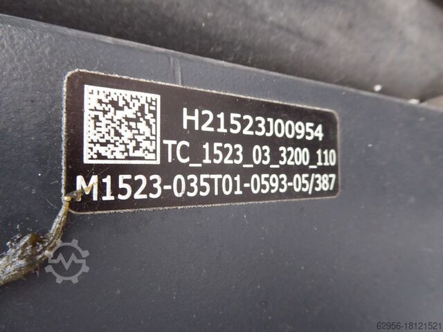 বৈদ্যুতিক 4 চাকা ফর্কলিফ্ট Linde E25-01