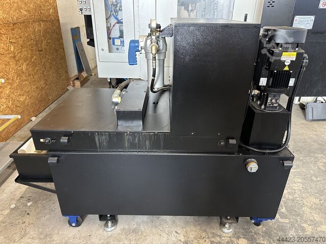 3-Achs Bearbeitungszentrum POS POSmill CE 1000