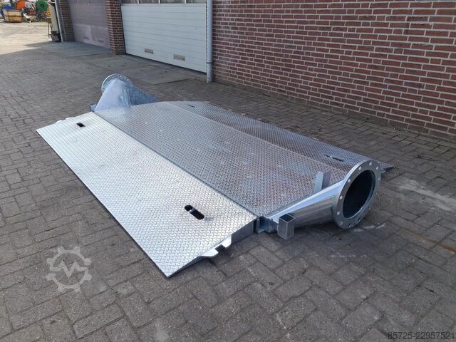 Læsser/aflæsser  Leidingdrempel / road ramp