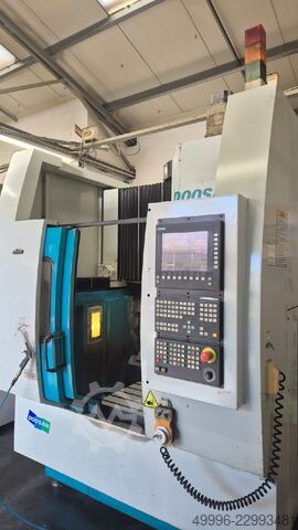 вертикальный обрабатывающий центр DOOSAN VM50