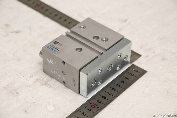 Führungszylinder Festo DFM-25-20-P-A-KF  170922