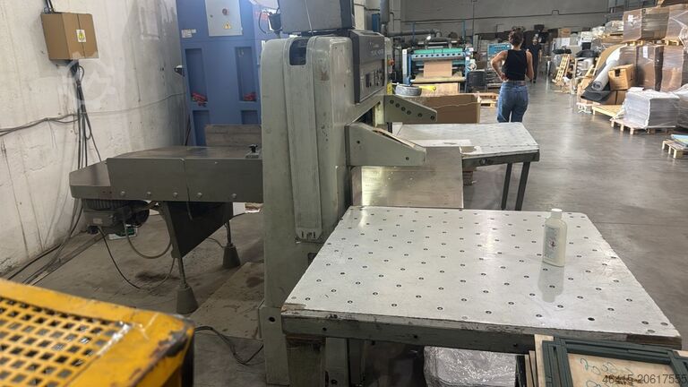 Mesin pemotong kertas Polar 115 EMC