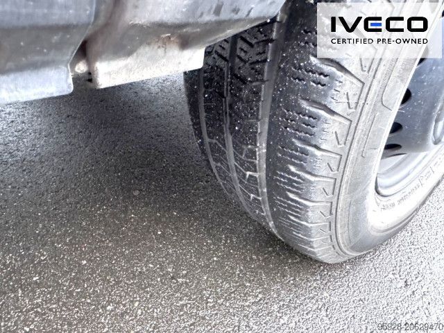 패널 밴 IVECO 35S14HA8 V/P, LED, Fahrersitz gefedert