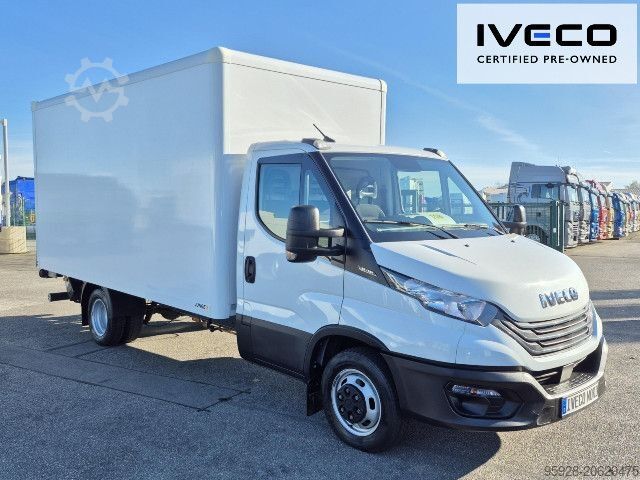 Transporter mit Koffer IVECO 35C16HA8 Koffer/LBW