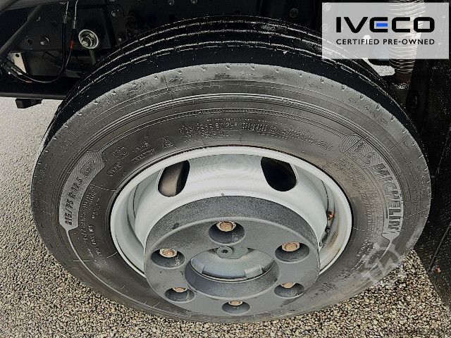 Transporter mit Koffer IVECO ML75E19/P Koffer/LBW