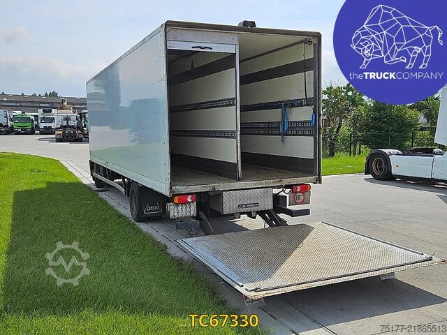 Chiếc vali Iveco EuroCargo 140 E22