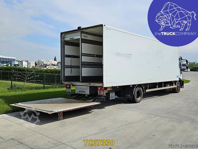 Chiếc vali Iveco EuroCargo 140 E22