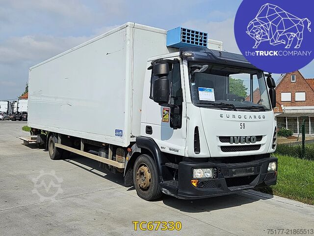 Chiếc vali Iveco EuroCargo 140 E22