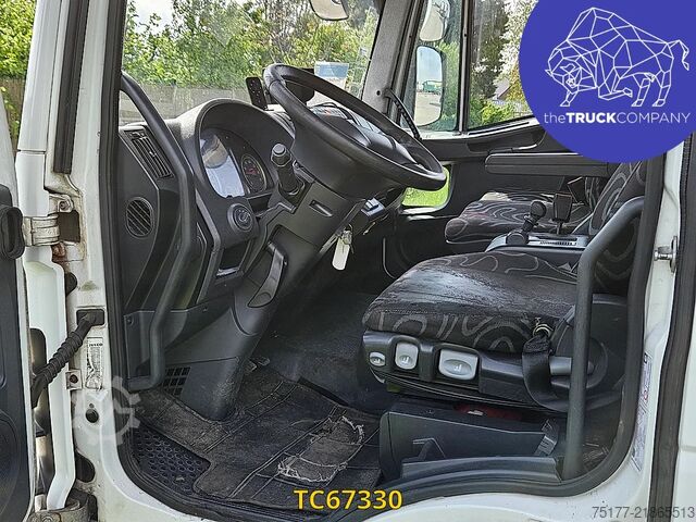 Chiếc vali Iveco EuroCargo 140 E22