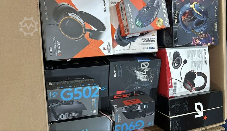 Microsoft/ Razer/ Astro Gaming/ HyperX Computer & Gaming accessories - 800 item 