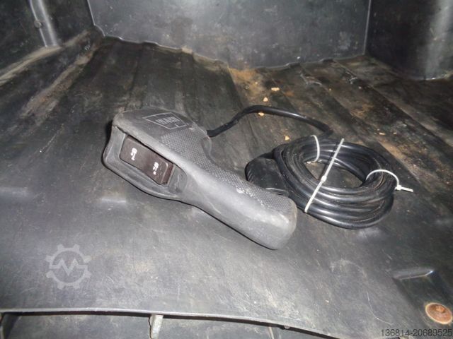 Ημιρυμουλκούμενο χαμηλής φόρτωσης FAYMONVILLE S43 Seilwinde hydr. Plateau Lenkachse 49,5 To