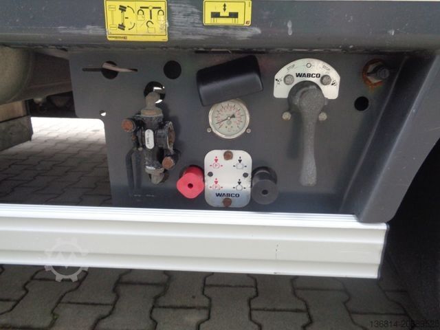 Ημιρυμουλκούμενο χαμηλής φόρτωσης FAYMONVILLE S43 Seilwinde hydr. Plateau Lenkachse 49,5 To