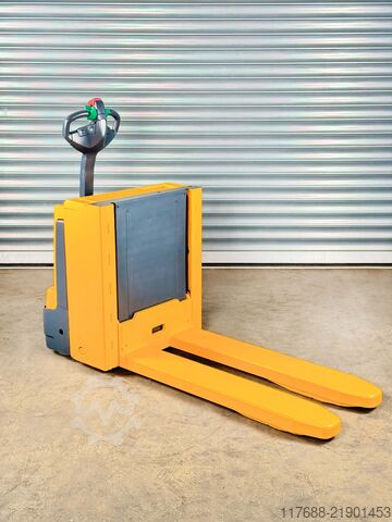 Lage heftruck voetganger Jungheinrich EJE C20 - Service Neu + Garantie - nur 2.694Std.
