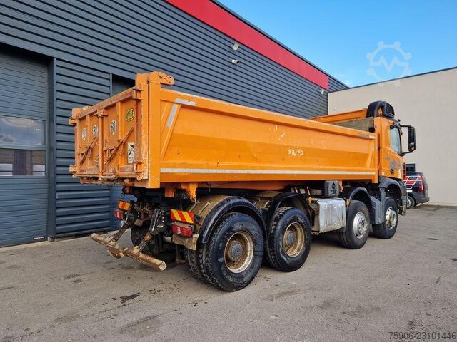  Mercedes-Benz Arocs