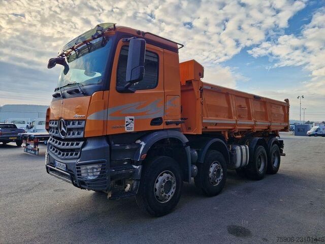  Mercedes-Benz Arocs