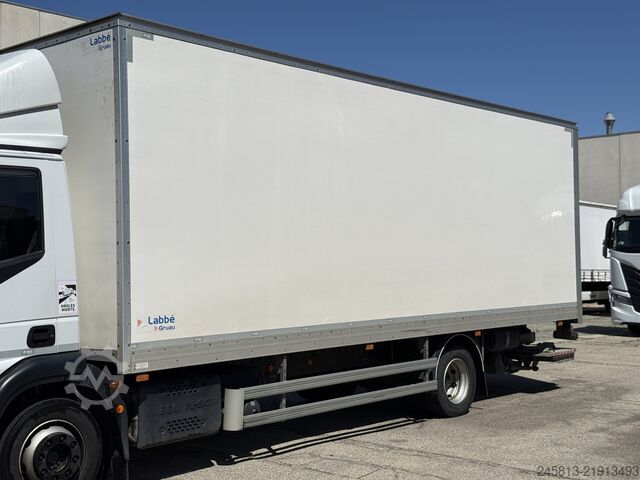 Skriňové nákladné vozidlo Iveco eurocargo 120-220