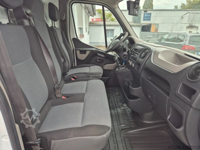 Duba panelată NISSAN NV400 Kastenwagen L1H1 3,3t PRO*Regale*Klima*