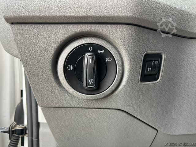 Furgonetka pick-up VOLKSWAGEN CRAFTER PRITSCHE DoKa AHK NAVI KLIMA KAMERA