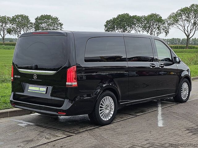 Passenger transportation MERCEDES-BENZ EQV 300 L3 XL 8-Pers Mbux