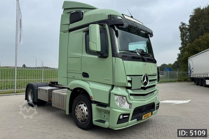 SZM tiêu chuẩn Mercedes-Benz Actros 1836 StreamSpace, Euro 6