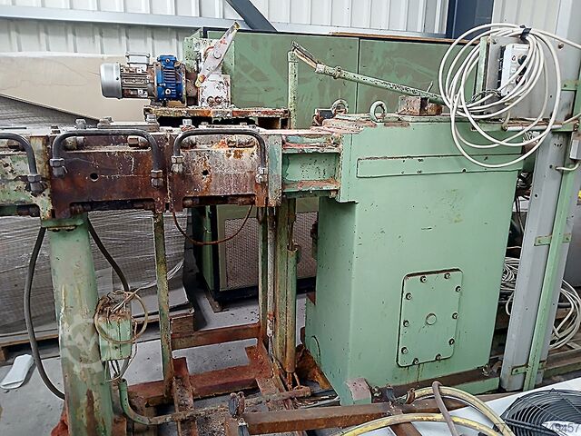 Divu skrūvju ekstrūderis Werner & Pfleiderer Continua 83