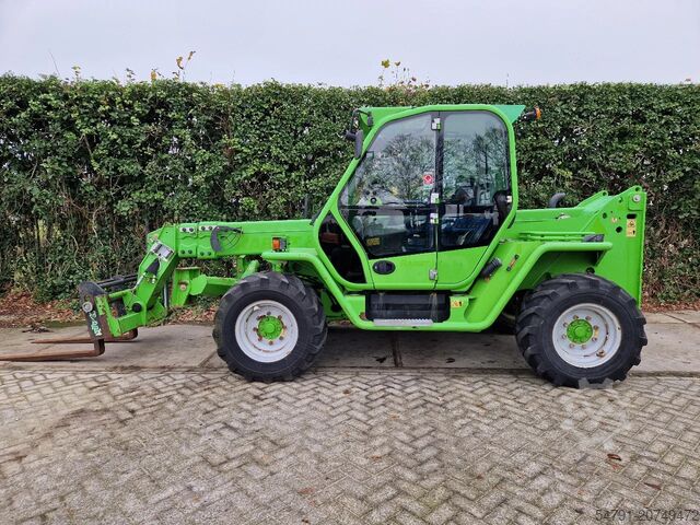 Cargador telescópico Merlo P38.13